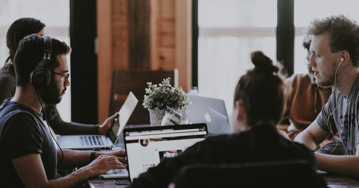 AI Agents for HR and Recruitment: Automate Screening, Scheduling, and Employee Queries — Woyce Technologies